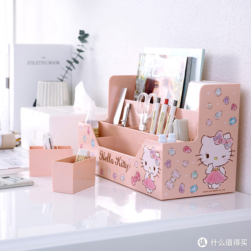 HELLO KITTY 粉色系列创意桌面化妆品收纳盒进店必买的七个理由