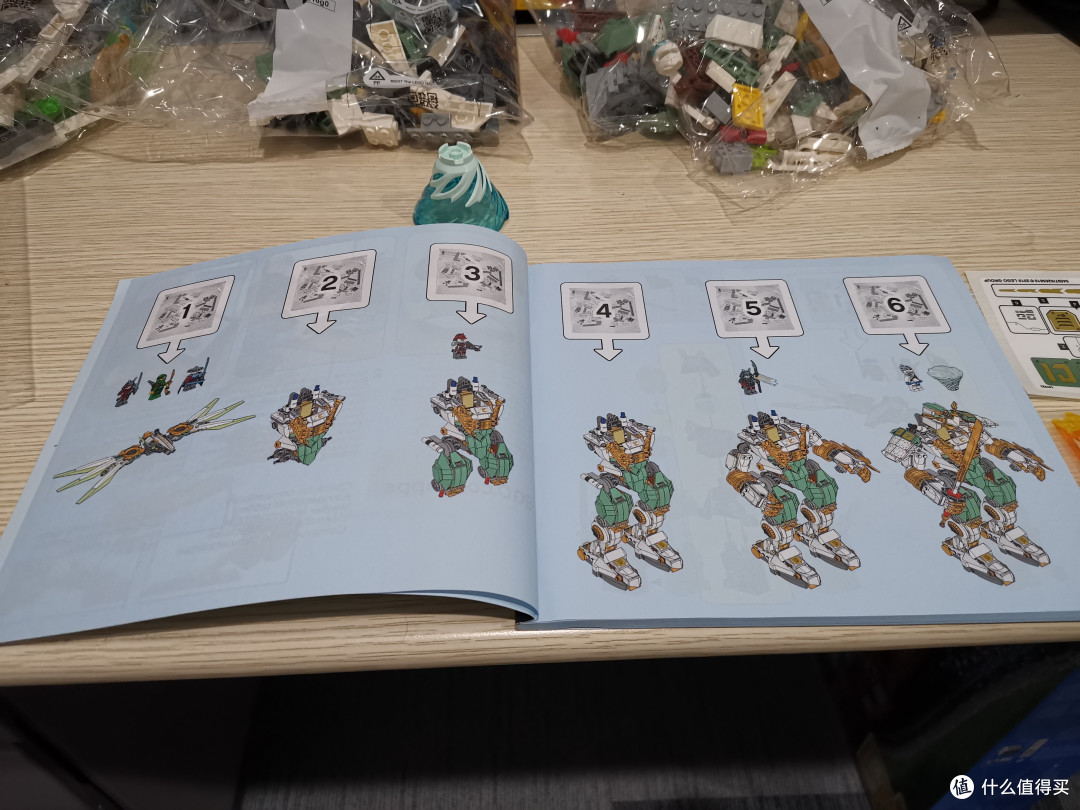 LEGO 幻影忍者系列 70676 劳埃德的泰坦机甲 评测