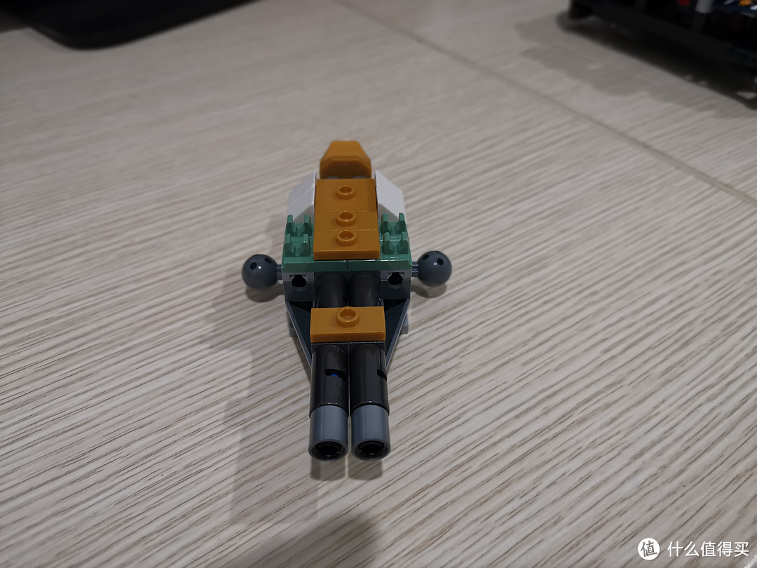 LEGO 幻影忍者系列 70676 劳埃德的泰坦机甲 评测