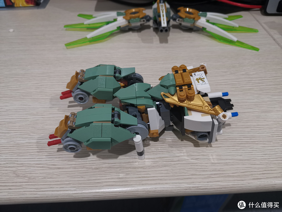 LEGO 幻影忍者系列 70676 劳埃德的泰坦机甲 评测