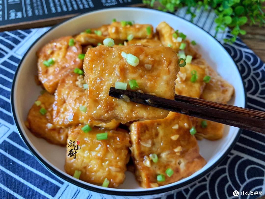 豆腐别再炖着吃了,换个新吃法,外脆里嫩又营养,我家一周吃3次