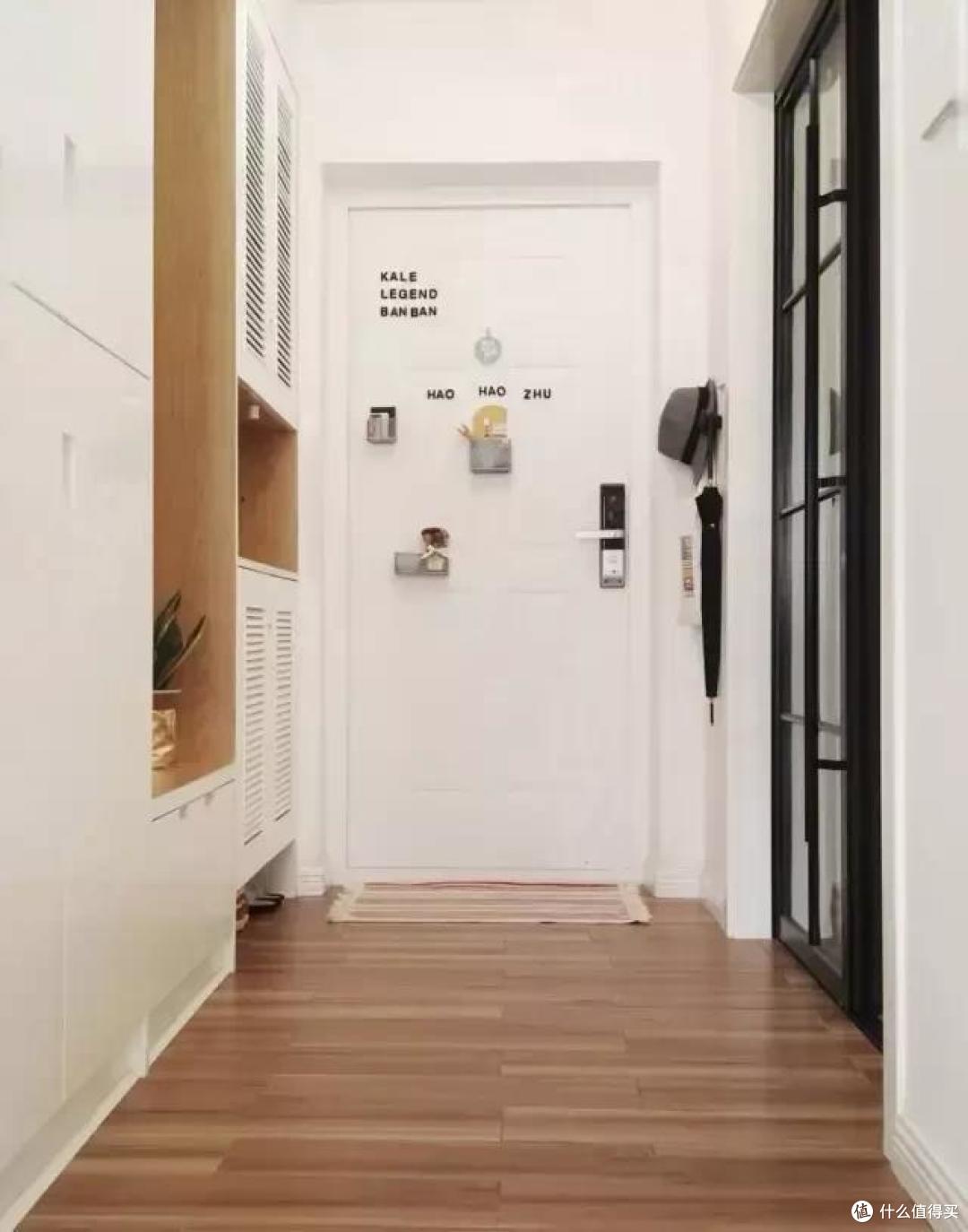 玄关收纳是要点,尤其是小户型,更不能忽视了这个地方
