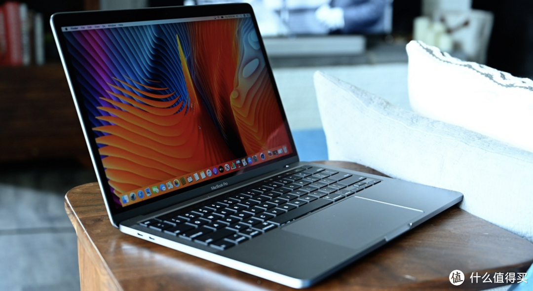 华为MacBook Pro 13寸评测：外观相同 但内部有变化｜问题是 它值吗？