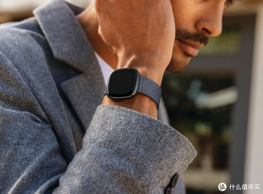可测心电图与压力状况，Fitbit Sense手表发布_电脑数码_什么值得买