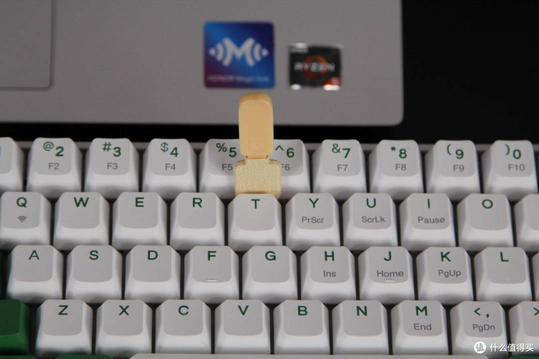 一张台面,一个结界,里面是一个不羁的灵魂!私人桌面合集大分享