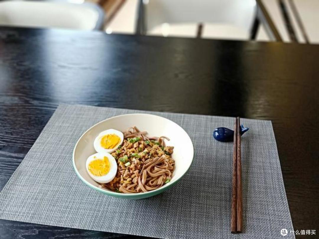 人到中年,早餐宜“粗”不宜细,拌一拌,好吃不贵还能瘦