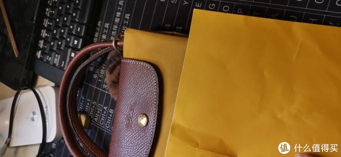 如何改造一只美美的斜挎LONGCHAMP