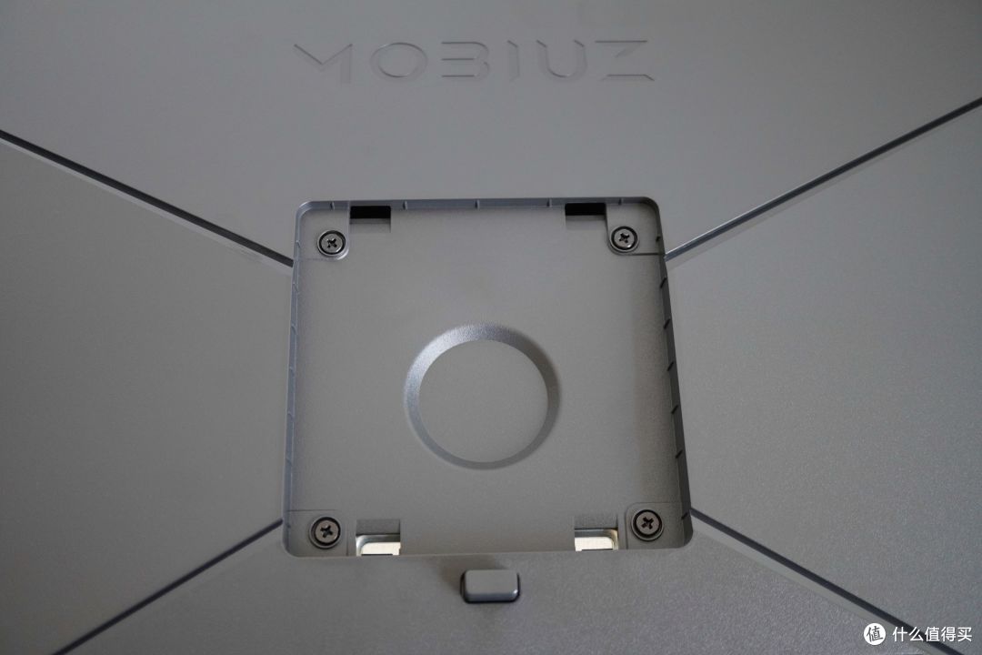 自带音箱、很能打的“乔峰”？——明基EX2710游戏显示器测评