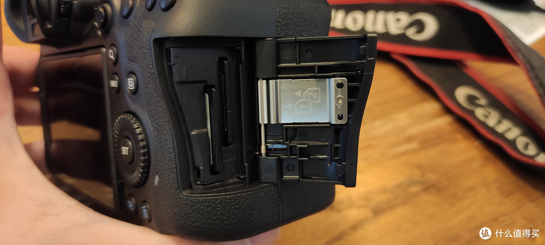 再见了服役7年的6d,佳能eos r6快速开箱_单反相机_什么值得买