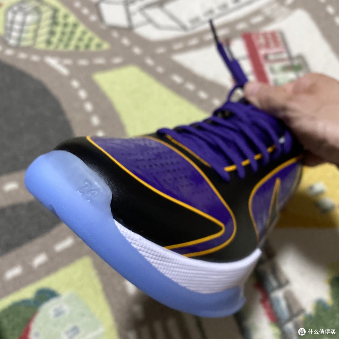 首晒!Nike Zoom Kobe V Protro 5x Champ「Lakers」