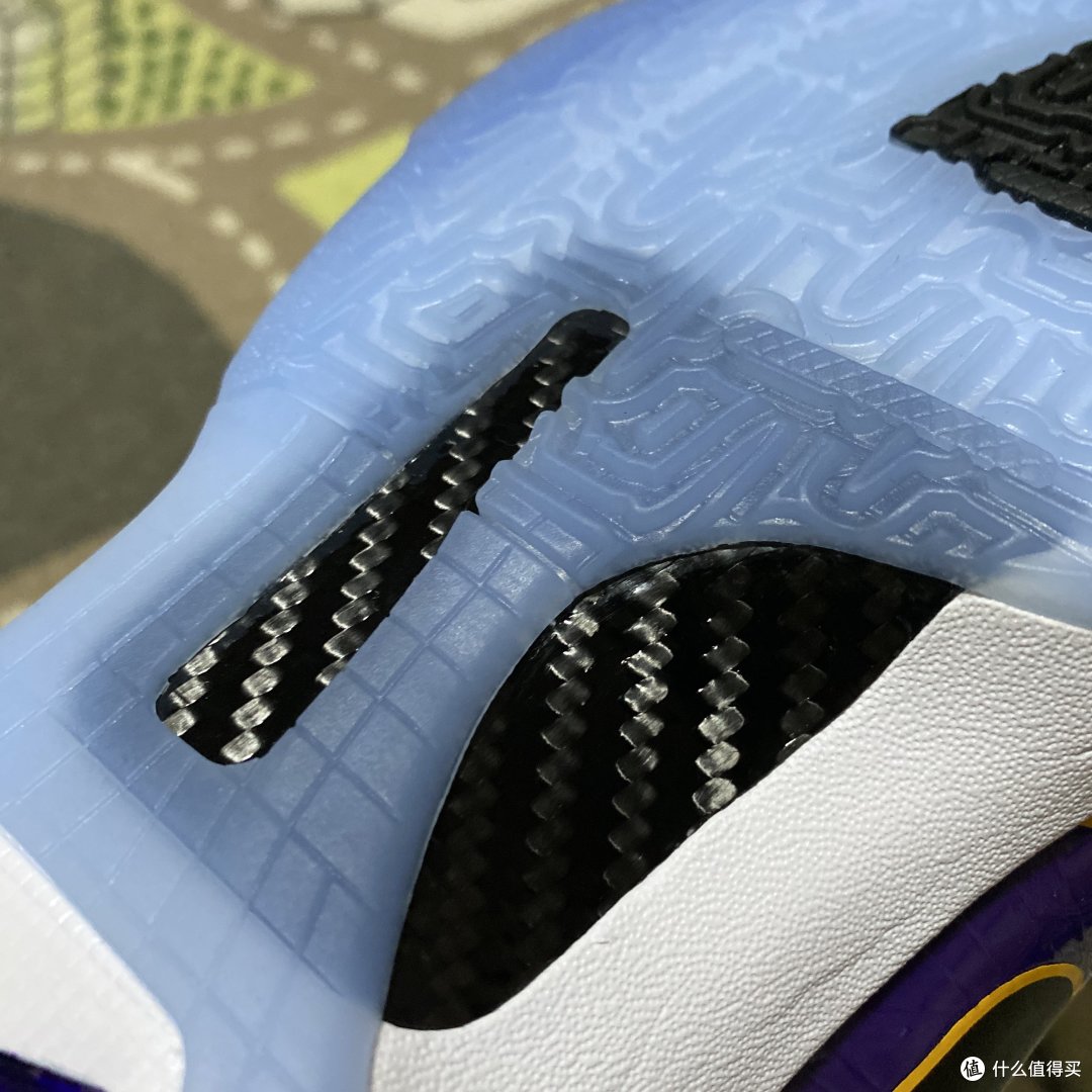 首晒!Nike Zoom Kobe V Protro 5x Champ「Lakers」