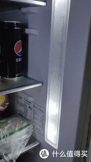 自己动手丰衣足食----教你花6元钱修好冰箱LED灯！