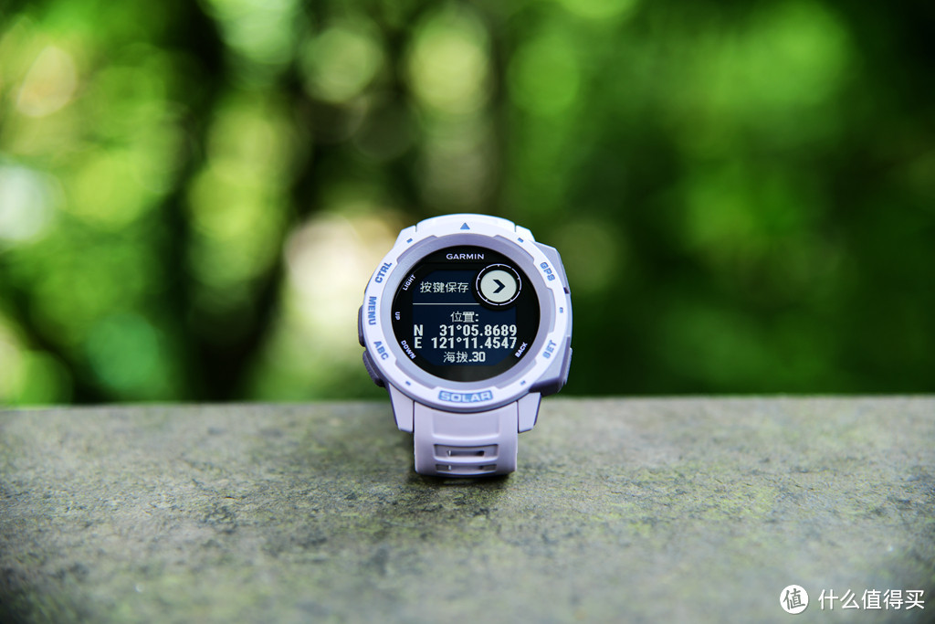 Garmin Instinct Solart是否完胜六只脚、两步路户外助手？真正替代手持机