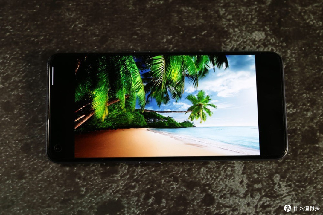 realme 真我X7 Pro深度评测:65W闪充+120Hz AMOLED柔性屏,值得买吗?