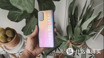 vivo X50 Pro对比realme真我X7 Pro,咋选