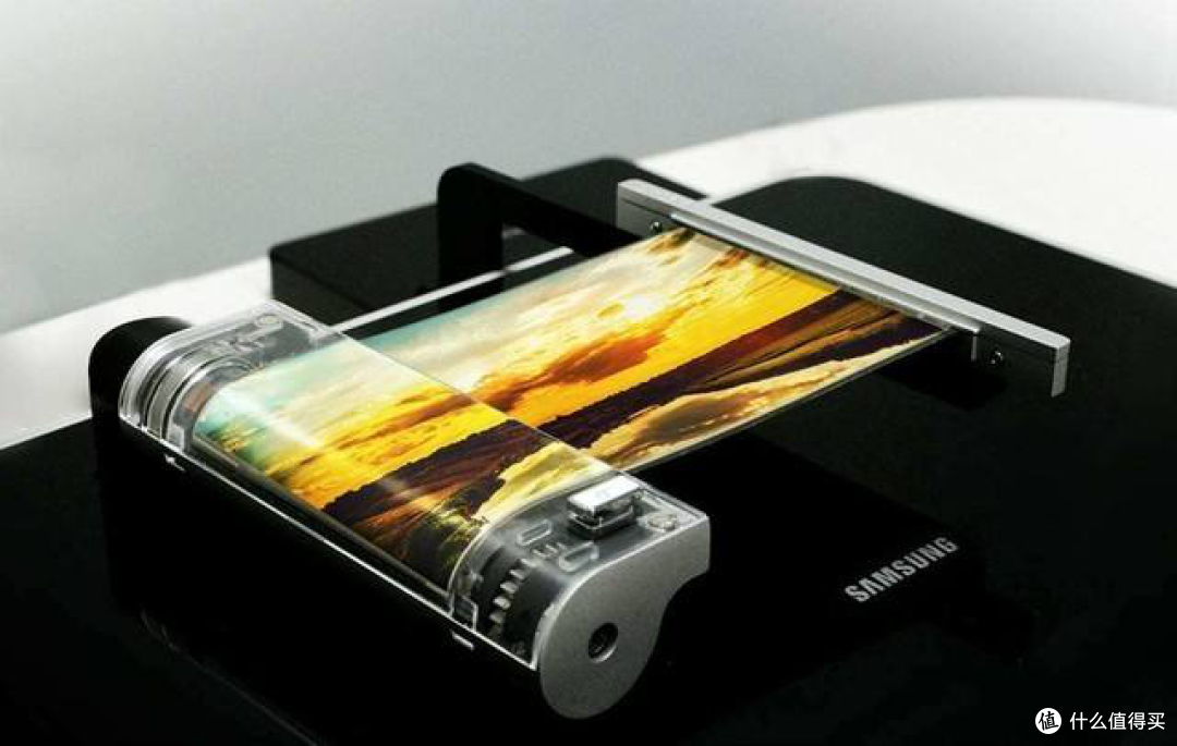 三星Galaxy Z Fold2 5G发布,引未来手机新形态