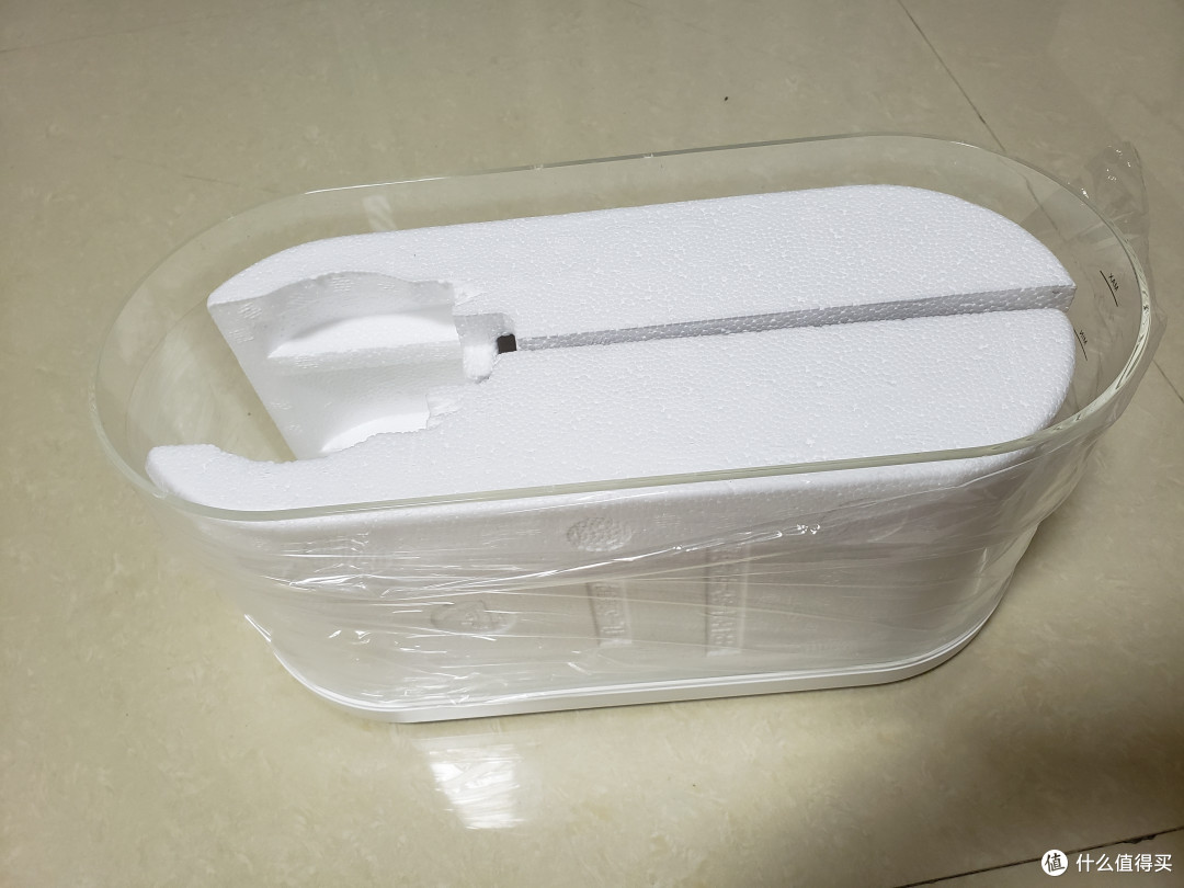 鱼缸中的原装机,画法几何c系智能鱼缸初体验
