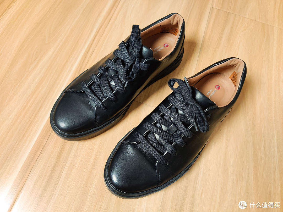 百搭小黑鞋?Clarks其乐Un Costa Lace时尚小白鞋开箱