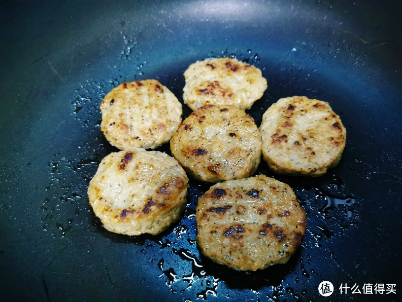 今天的这款小肉肉超香！一人早餐每天只要三分钟~赶紧起床！喊你好好吃饭啦