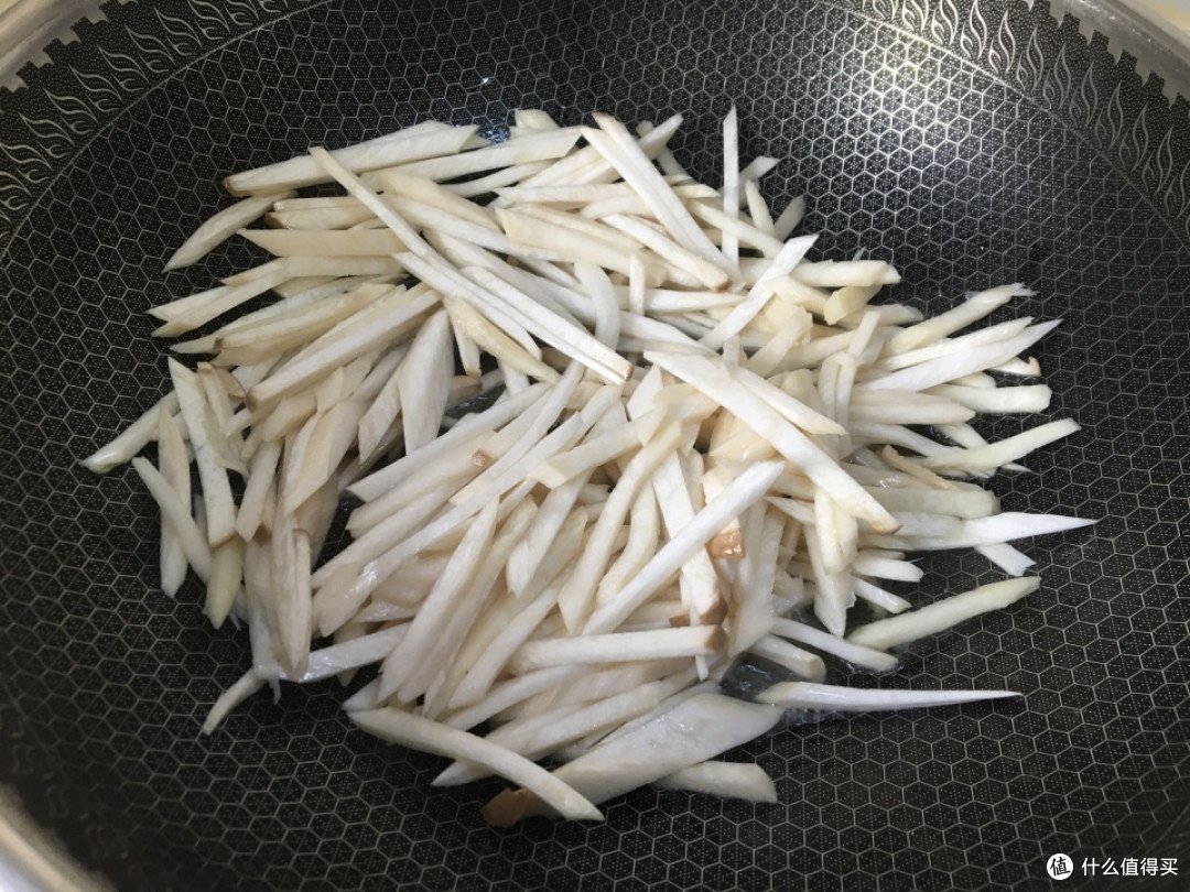 秋天宁可不吃肉也要吃这菜,五块钱炒一盘,清爽鲜嫩好吃停不下筷