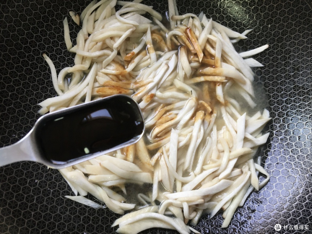 秋天宁可不吃肉也要吃这菜,五块钱炒一盘,清爽鲜嫩好吃停不下筷