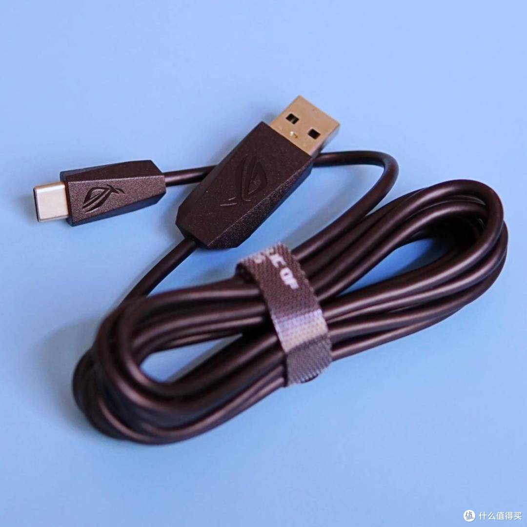 日常与游戏,我都能满足:ROG影刃2无线鼠标上手体验