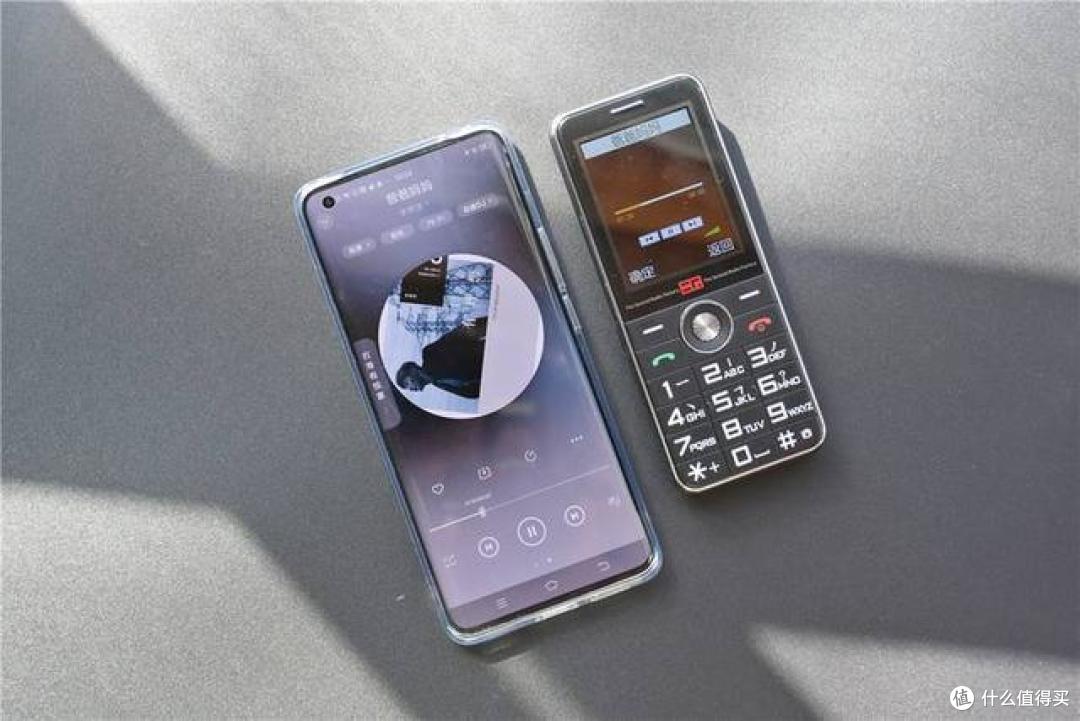 虎啸功能机深度实测,实用性智能机无法取代