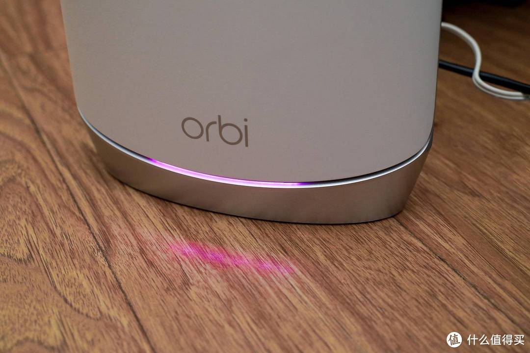 高端的WIFI6 Mesh路由器体验：美国网件 Orbi RBK752 AX8400M 评测！