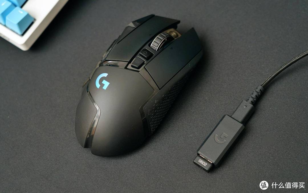 疾速轻巧重量可调支持11键自定义：罗技G502无线游戏鼠标开箱体验