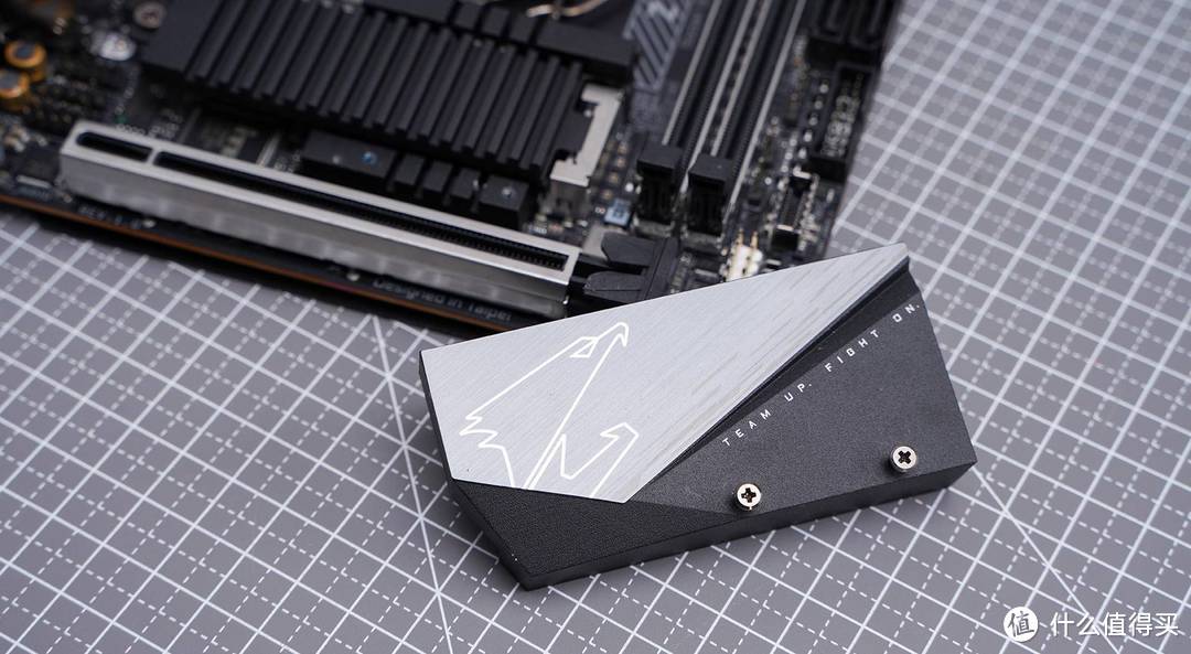 短小精悍 技嘉Z490I AORUS ULTRA开箱