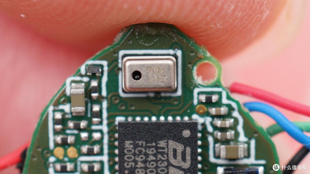 拆解报告:传音TECNO Hipods H2 真无线蓝牙耳机