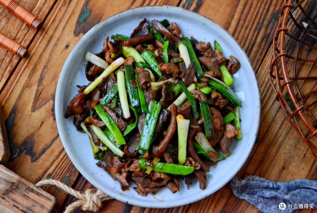 秋天吃牛羊肉不如吃它,炒一炒特别香,营养美味又下饭,别错过了
