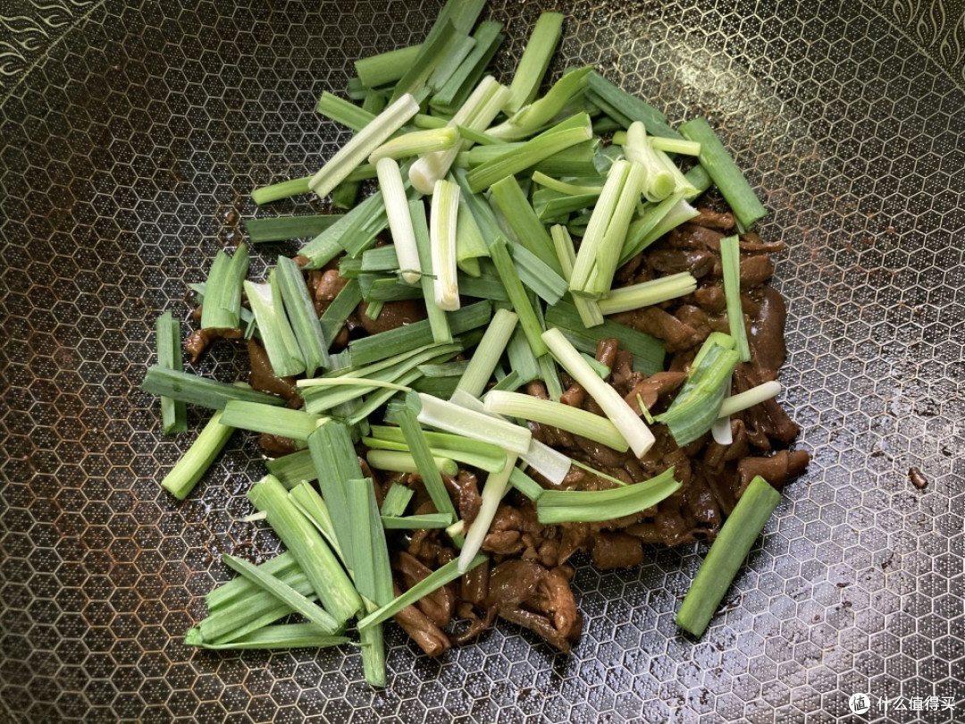 秋天吃牛羊肉不如吃它,炒一炒特别香,营养美味又下饭,别错过了