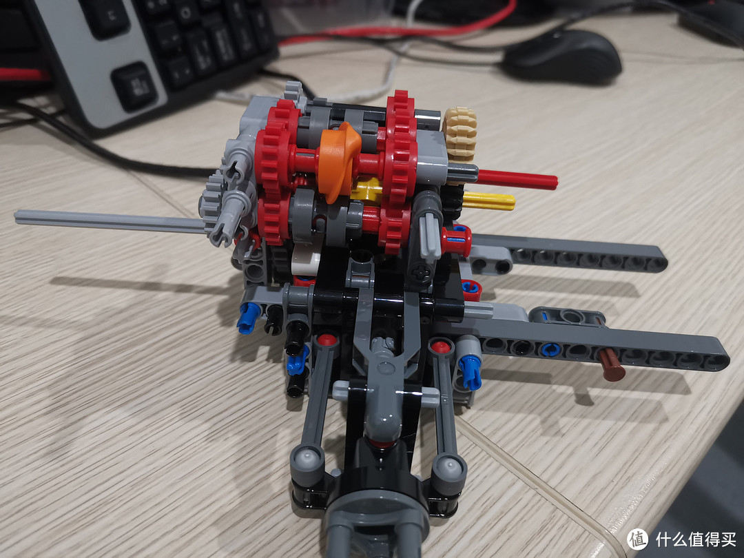 LEGO 机械组系列 42110 路虎卫士越野车 评测