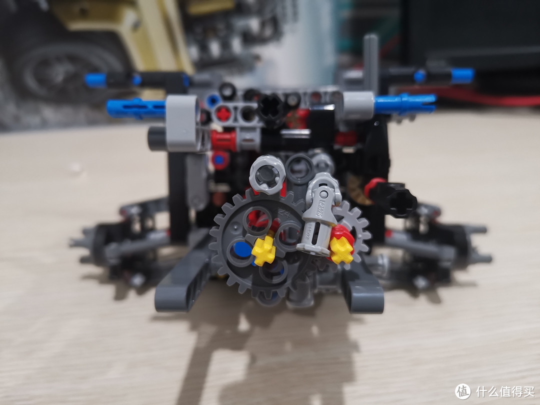 LEGO 机械组系列 42110 路虎卫士越野车 评测