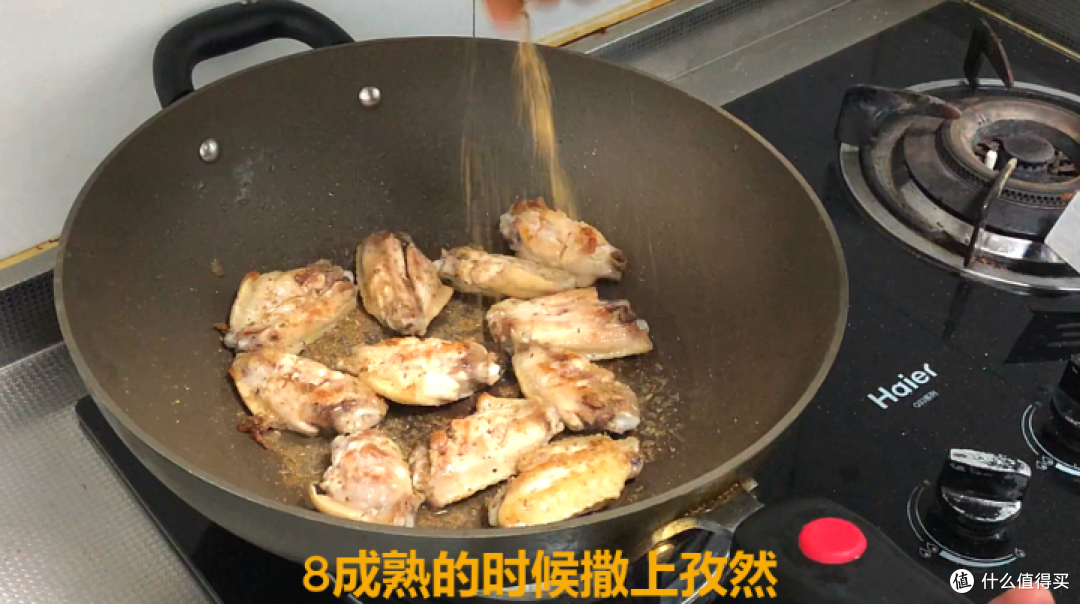 鸡翅这样做真是太好吃了，每周必做，上桌就抢光！