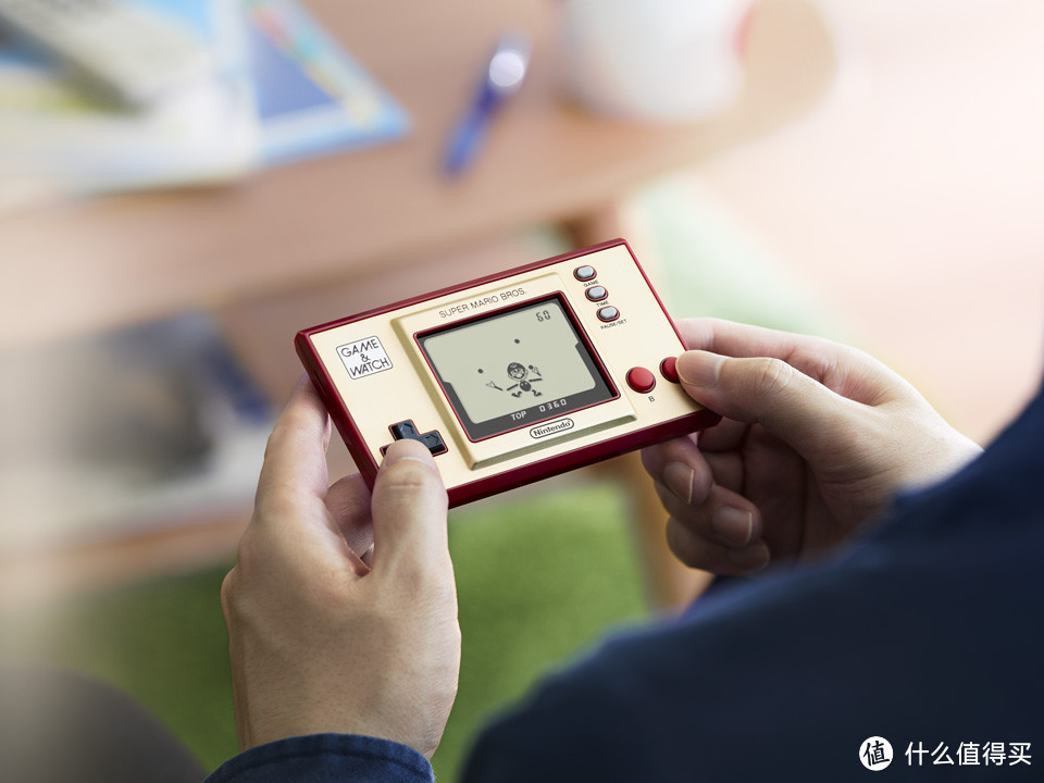 时隔40年！GAME&WATCH，借马里奥35周年之机“复活”！这也许是庆典中，最有价值的藏品！