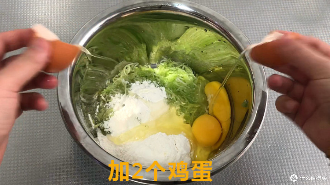 丝瓜换个新做法,不包饺子不凉拌,一大盆不够吃!