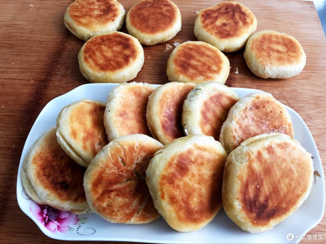 这种饼饼不用买了，在家做香甜营养，孩子吃了3个才停下来