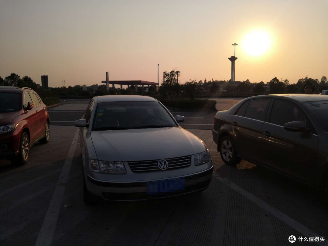 夕阳下的小帕萨特