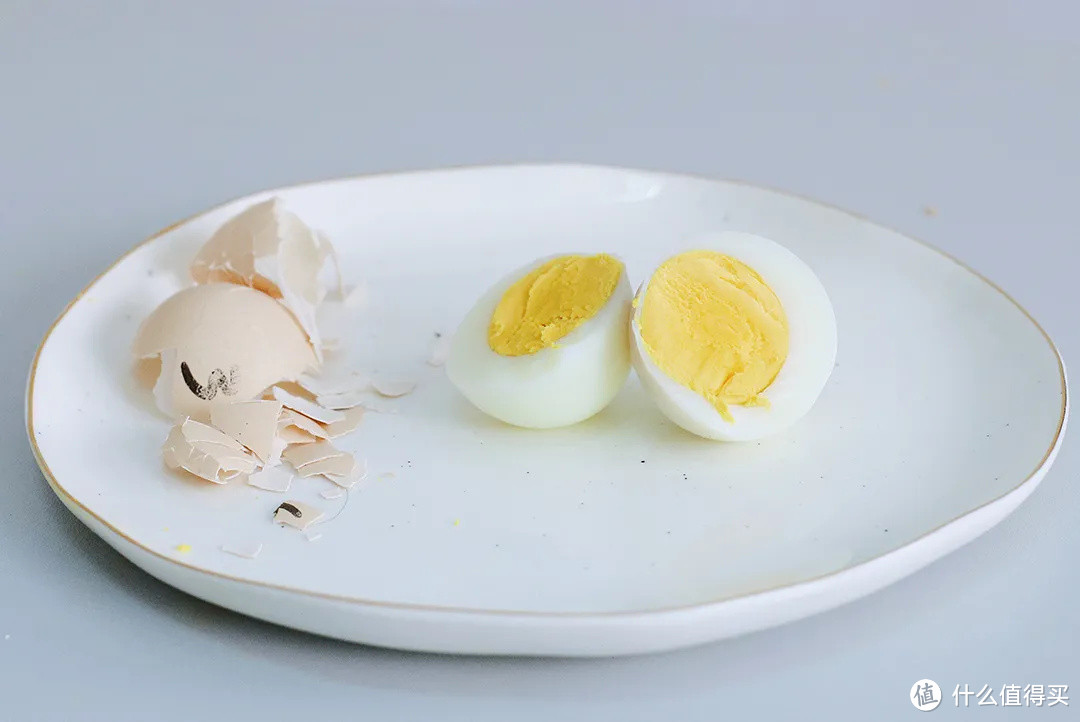 煮蛋神器测评丨煮蛋机、计时器和微波煮蛋器哪种更好用？
