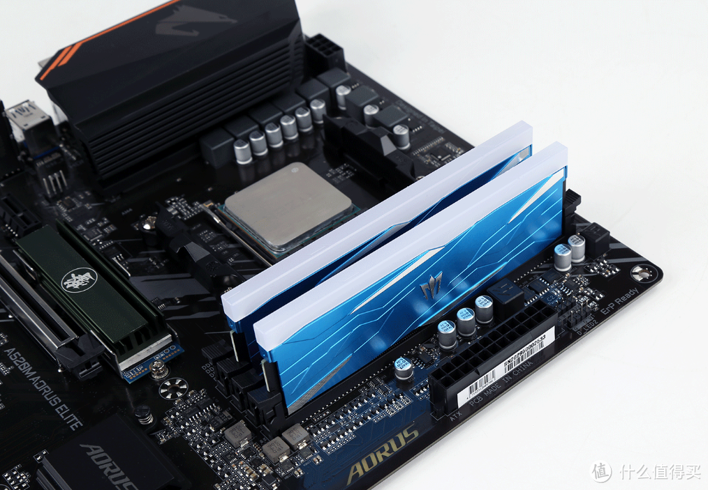 AMD入门顶配 ，技嘉A520M小雕主板配2060s显卡装机实测