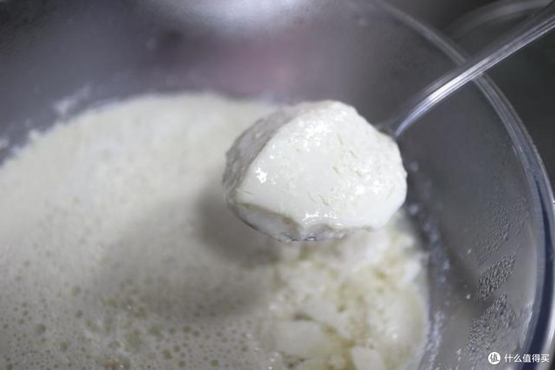 100克黄豆做出3道美味,每样都好吃,豆腐脑、豆浆布丁、炒豆渣,你爱哪个?