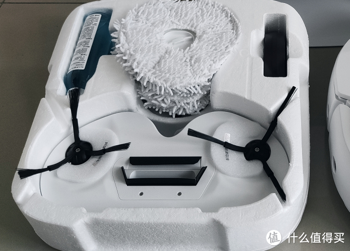 云鲸拖地机器人最全测评|自动洗拖布的云鲸扫地机器人真的好用吗？