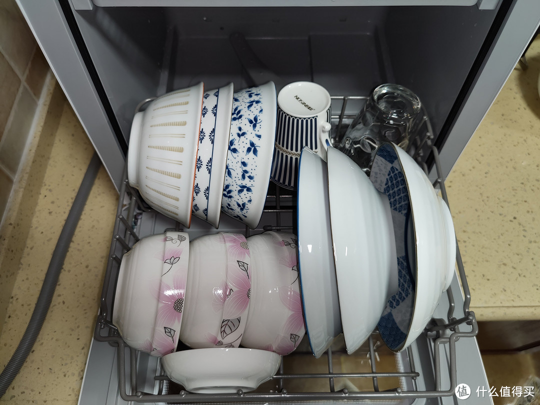 美的M10免安装台上式洗碗机简单评测
