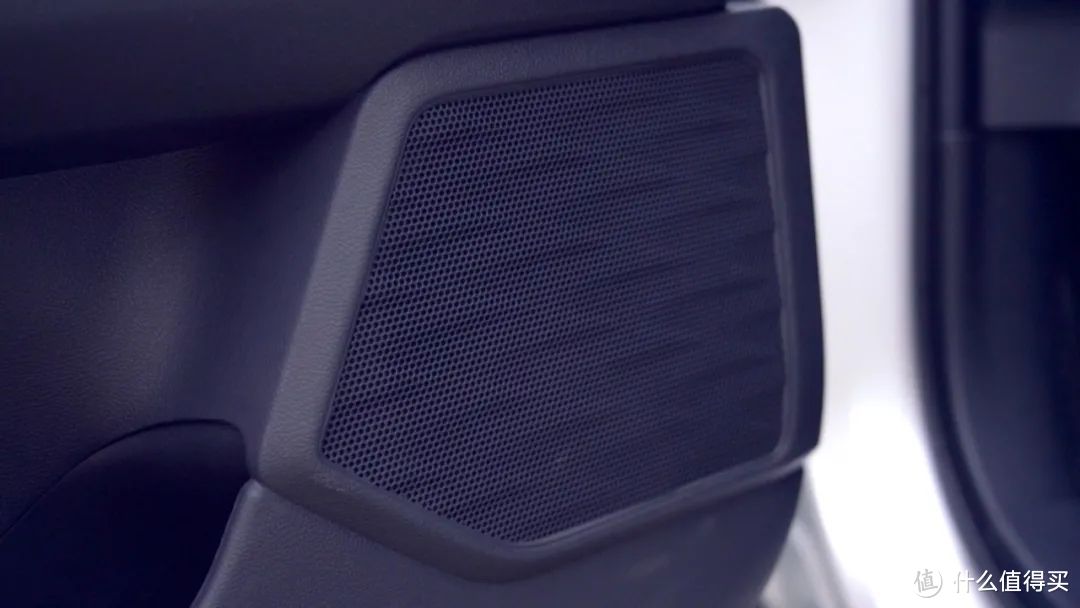 雷克萨斯UX300e和马克·莱文森的声音之旅-亮测评