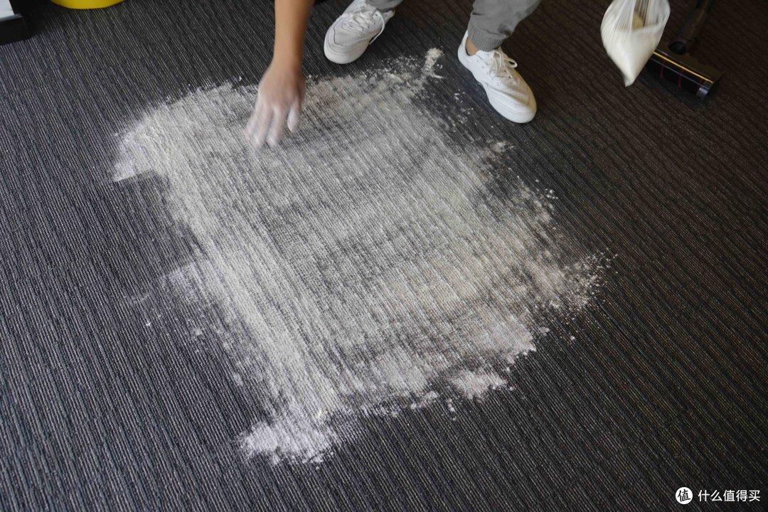 《到站秀》第337弹：超大吸力 持久续航 追觅V12无线吸尘器开箱体验
