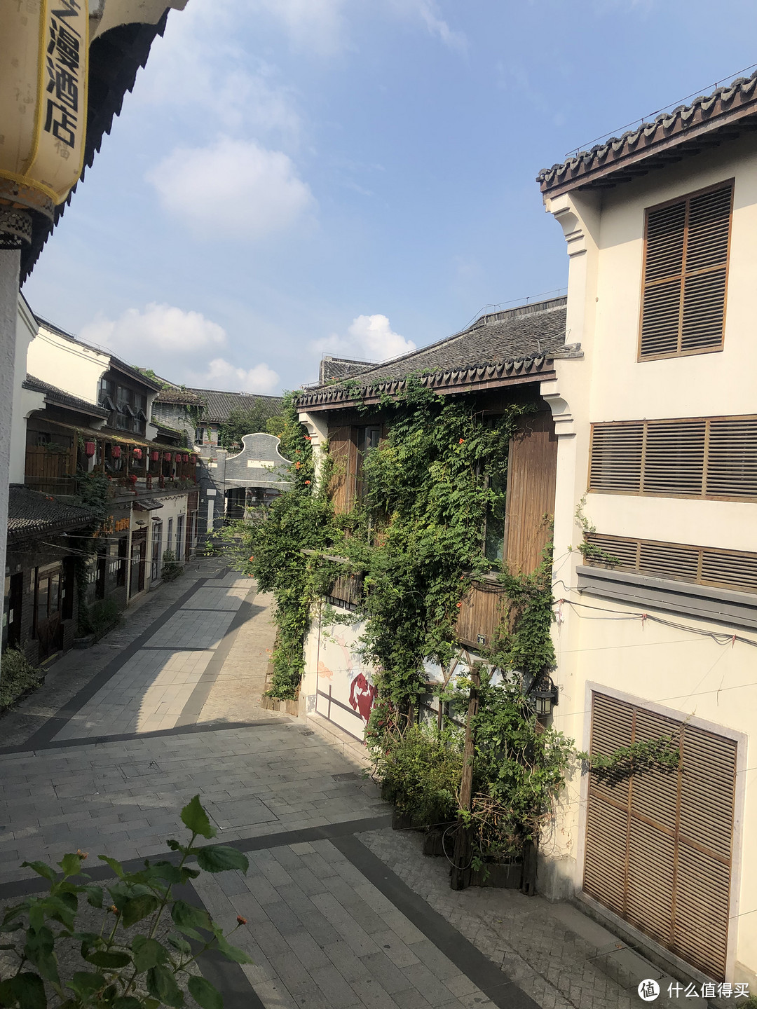 我宿体验①--打卡西塘景区里的艺漫酒店