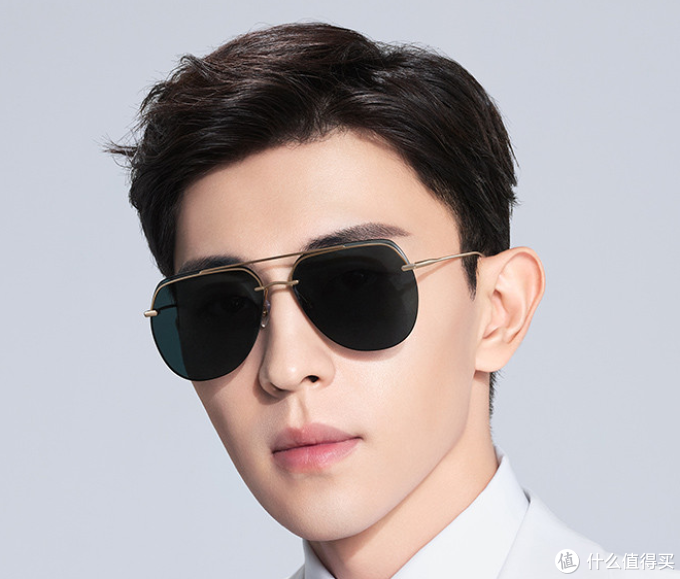 建议收藏！4种12款秋季男女配饰选购指南与唯品会单品推荐（帽子、太阳镜、丝巾、皮带）