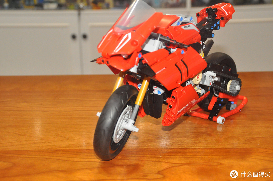 LEGO 乐高 机械组Technic 42107 杜卡迪 Panigale V4R